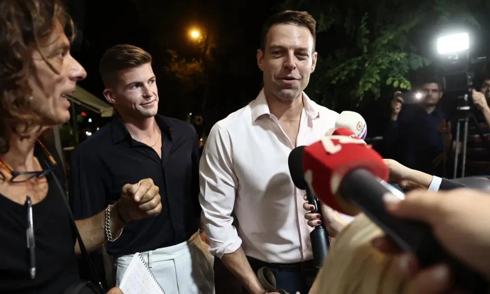 Ο ξένος Τύπος «σφάζει» τον Κασσελάκη: «Ένας άπειρος πολιτικά, πρώην trader της Goldman Sachs στο τιμόνι του ΣΥΡΙΖΑ»